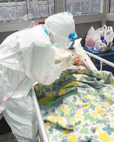 内地援港护士张思思:将心比心,用爱温暖患者
