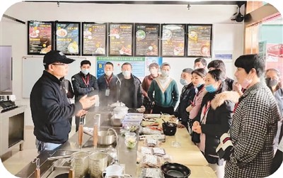 “走到哪儿都能吃上这碗扁肉”