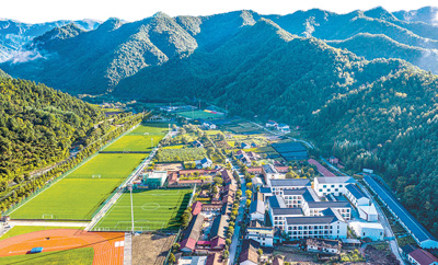 足球给小山城带来大变化(一线调研・关注基层体育)